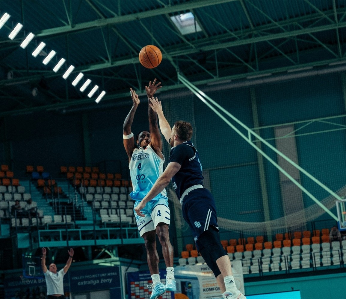 Nitra Blue Wings — výhra nad Slovanom v 5. zápase semifinále